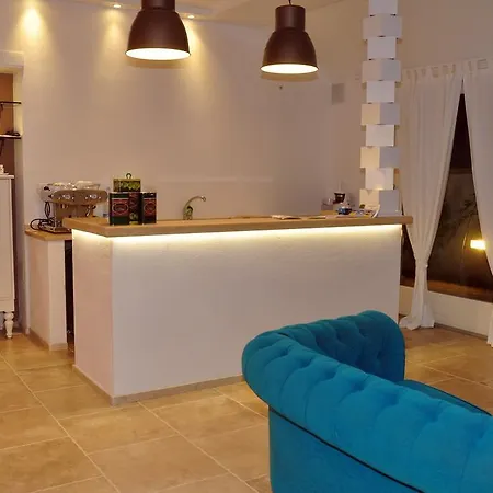 Cuti Mari * 奥特朗托